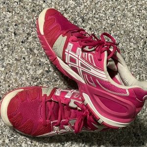 Asics Gel-Resolution E350Y Tennis shoes  8.5 excellent condition